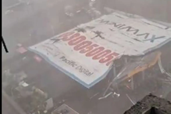 India: Mumbai billboard collapse kills 14 during storm